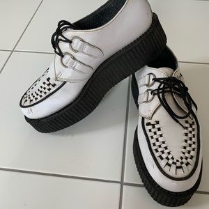 COPY - White Creepers